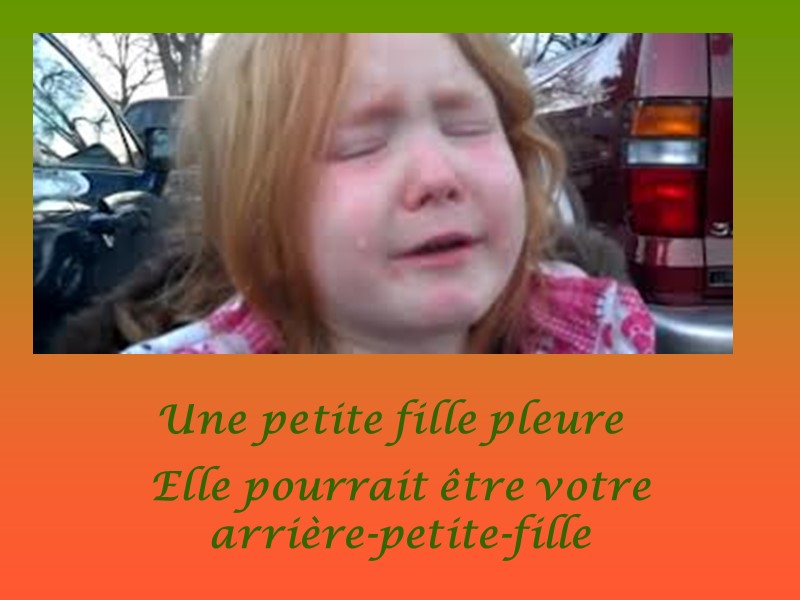Une petite fille pleure Elle pourrait être votre      